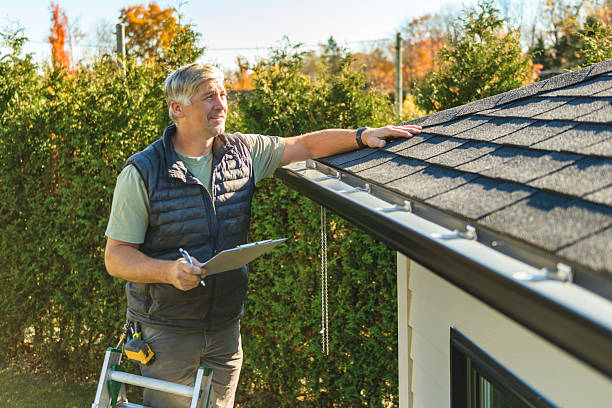 Professional Roofing technician working in Temecula, CA